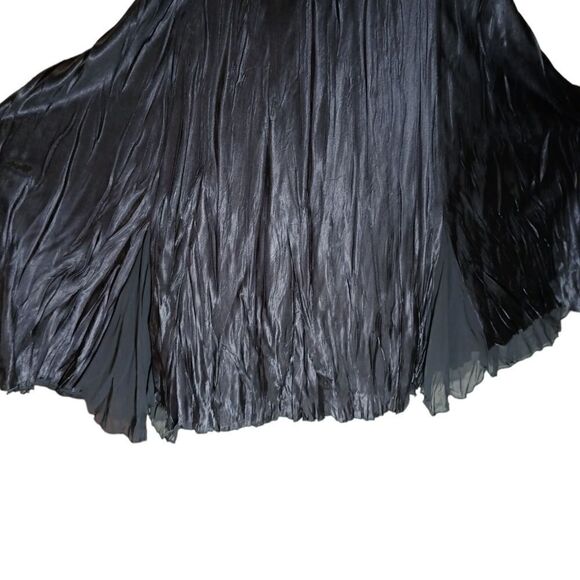 S.L. Fashions black Charmeuse sleeveless crinkle embellished dress size L - Picture 8 of 11